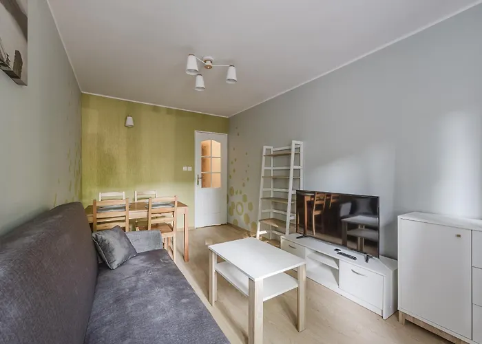 Libelta Quiet Charm By Bookinghost * Posen